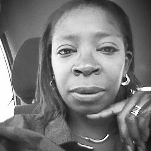 Meet your Posher, Dyniece